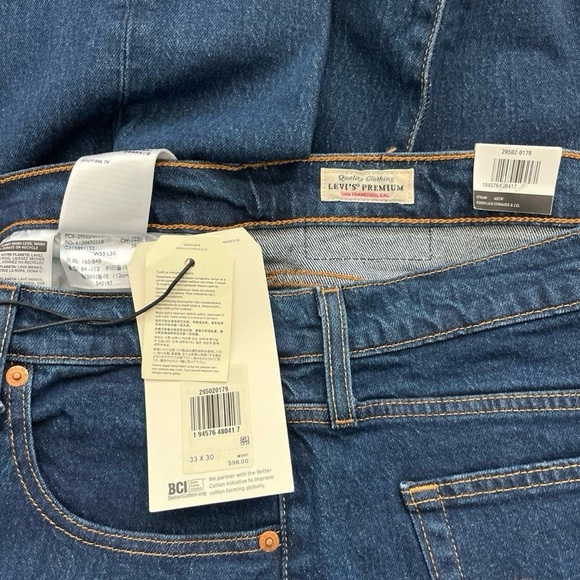 Levi’s 501 Jeans - Picture 5 of 10